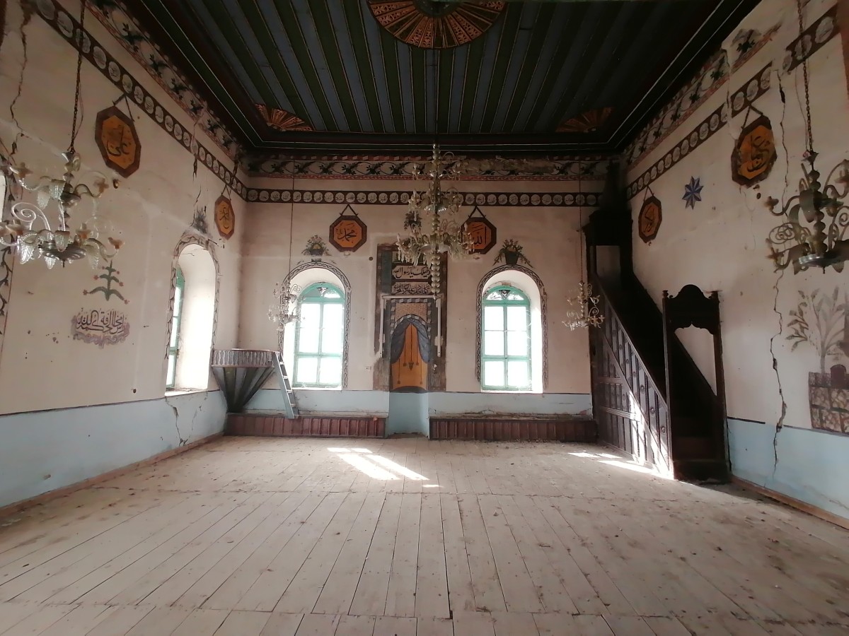 Karahoca Köyü Eski Camii